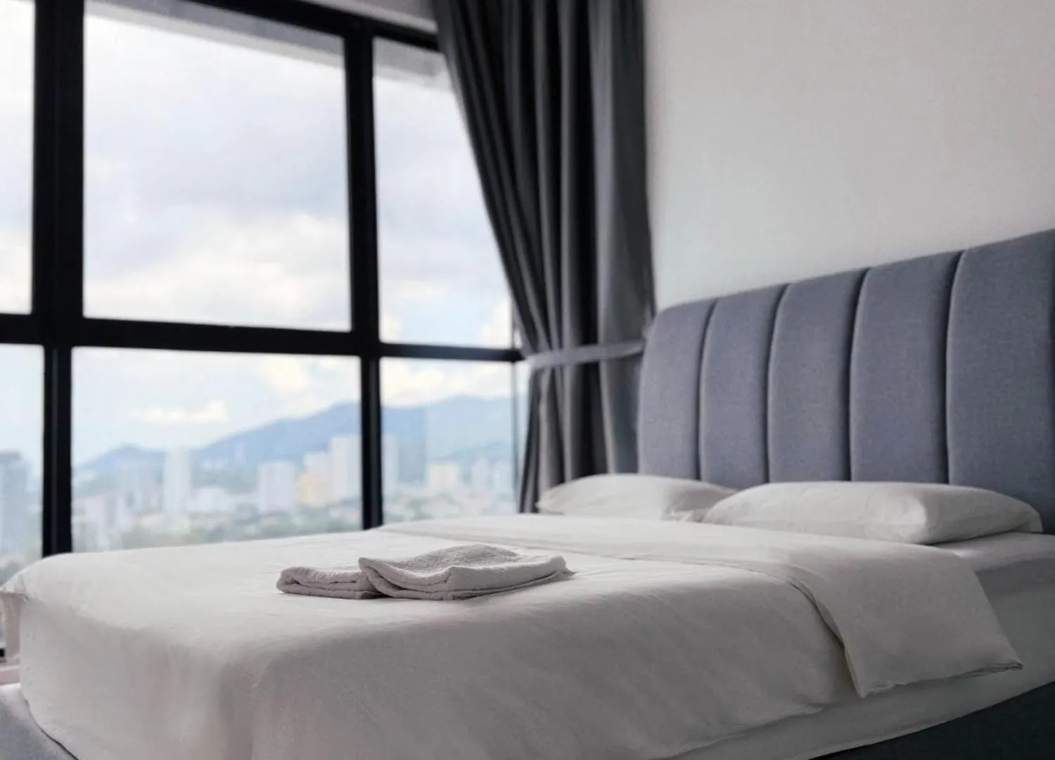 Urban Suites Two Or Three Bedroom Georgetown By Anc Jelutong 0*,  Malaysia