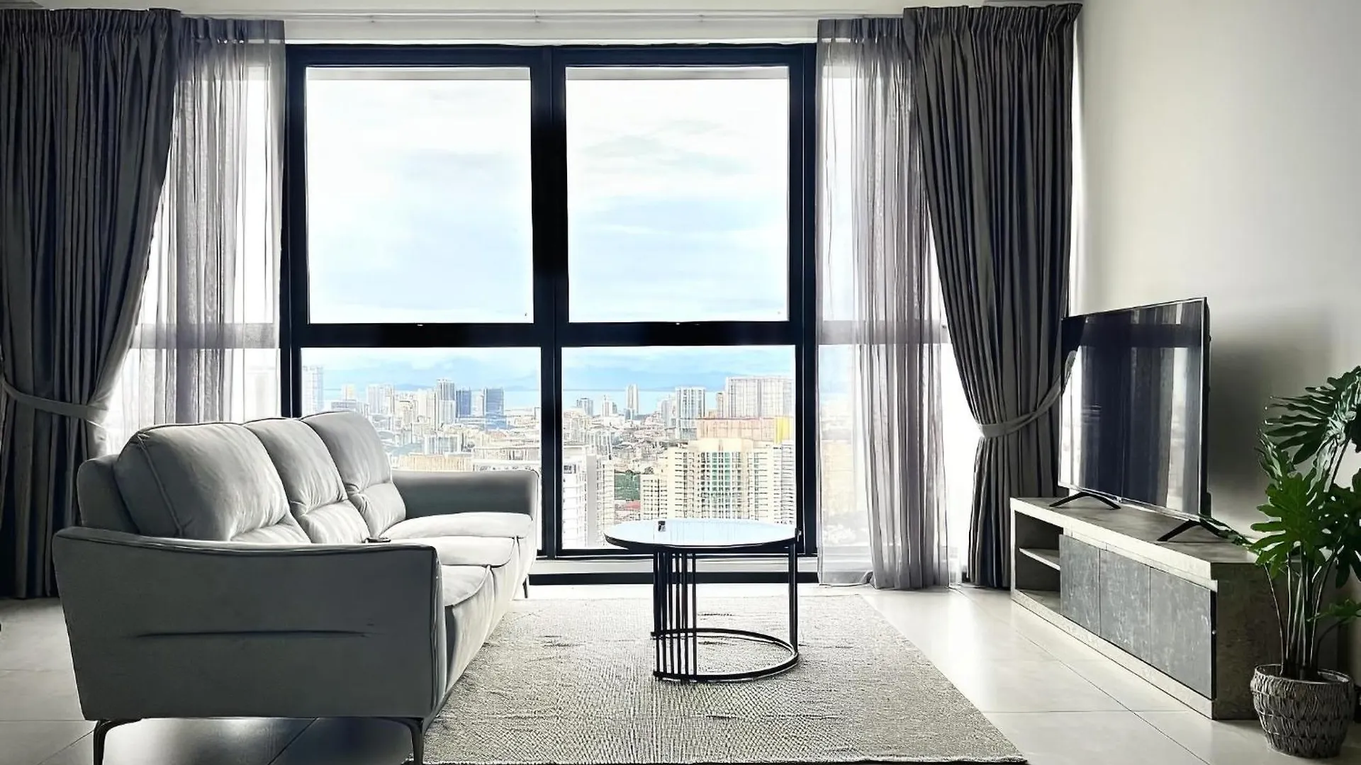 Homestay Urban Suites Two Or Three Bedroom Georgetown By Anc Jelutong Malaysia